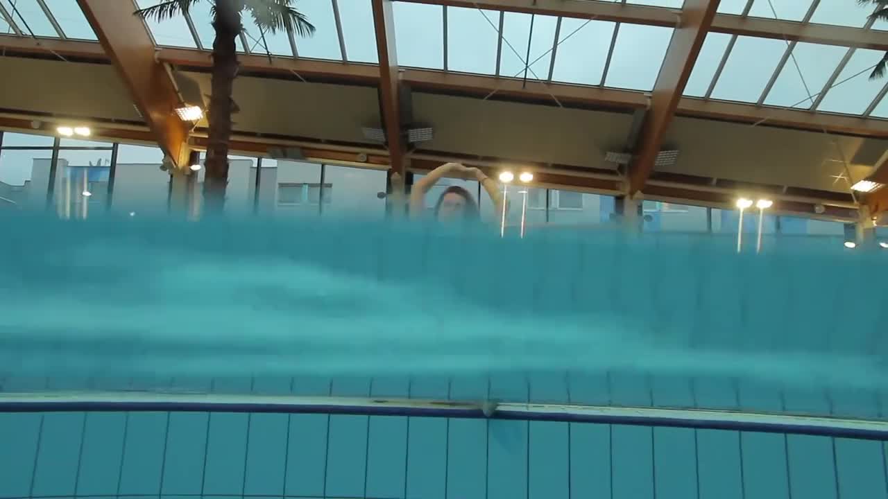 Underwater Show featuring gill's pornstar movie