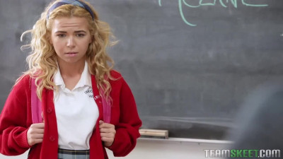Miniature young blonde Alina West screwed by her teacher