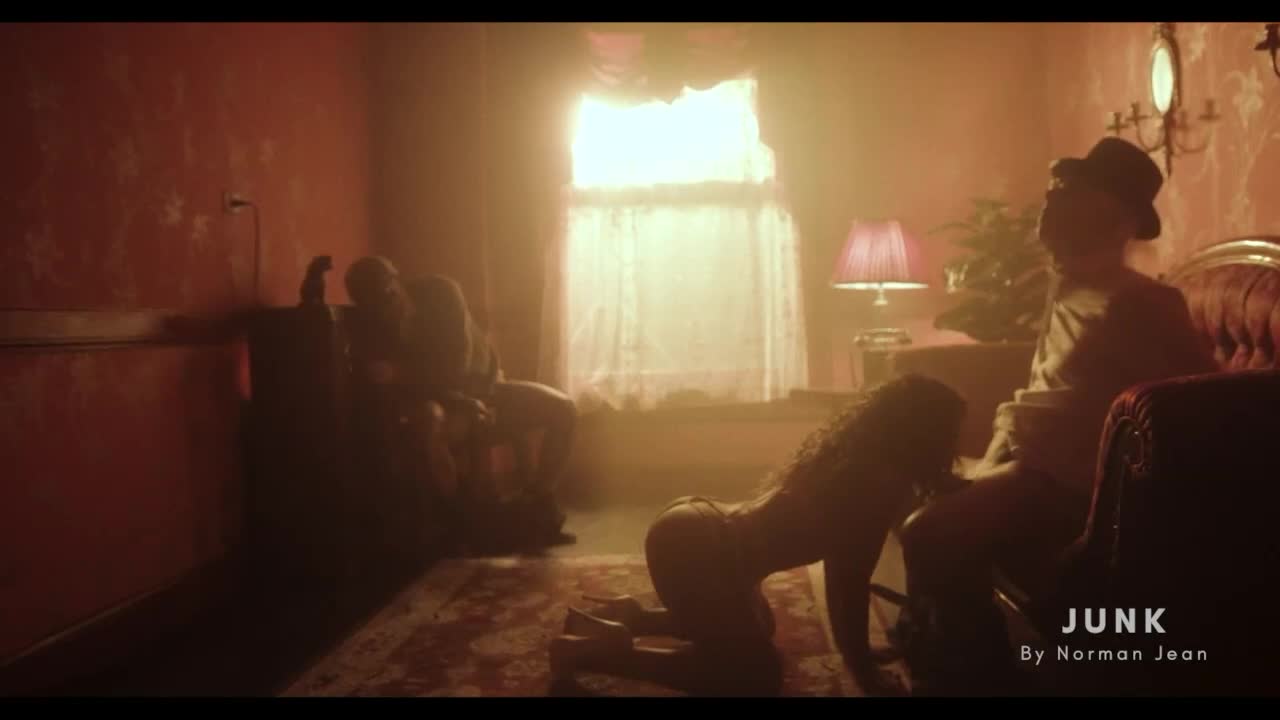 Liv Revamped is standing on the knees and sucking a dick