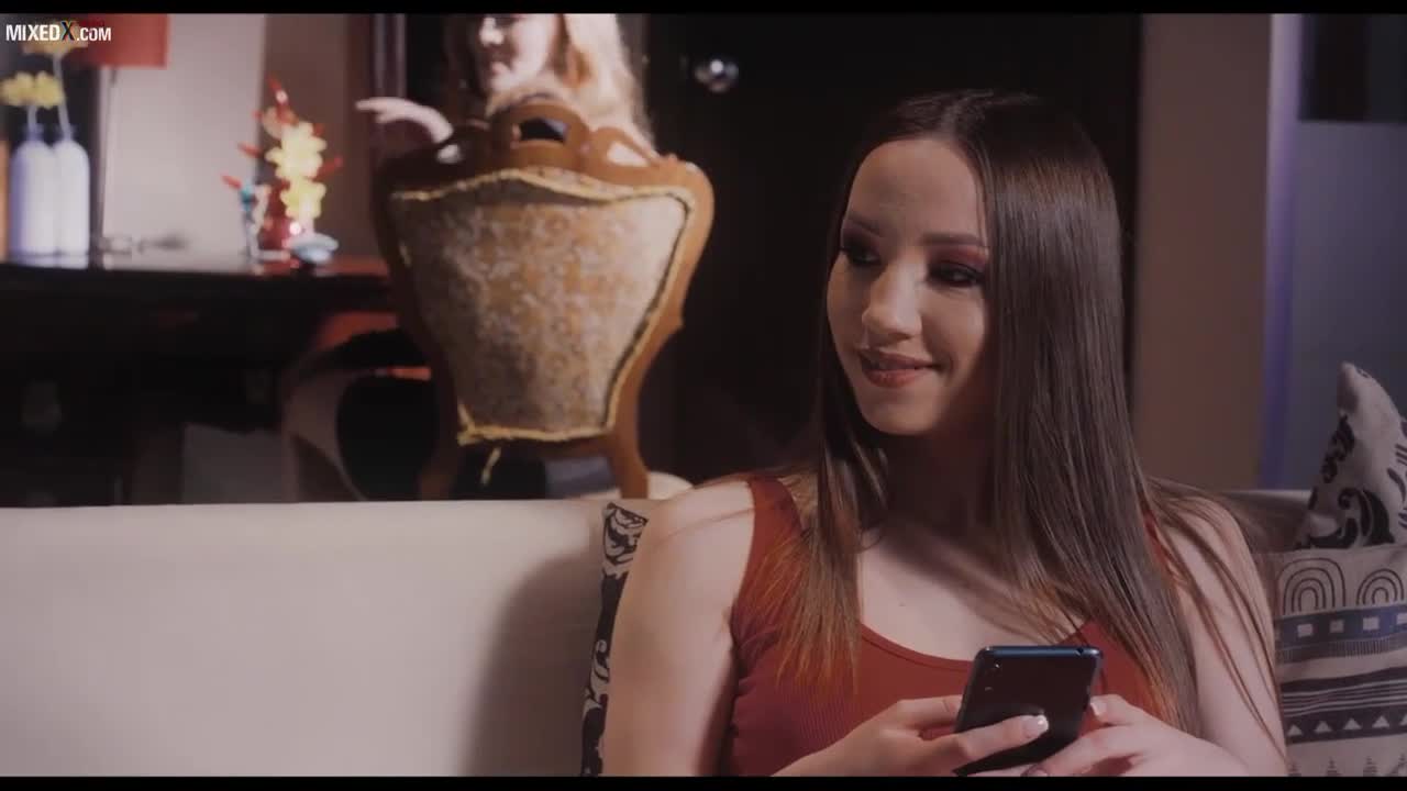 Stunning 69 lesbian porn with two horny angels Jia Lissa and Kate Quinn