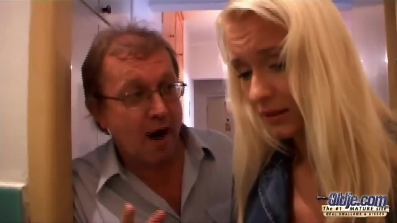 Stunning fat lover fucked a gorgeous blonde hottie Paula Morentis