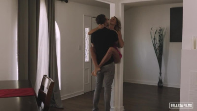 Exciting fit hottie with tan lines Emma Hix likes intensive sex